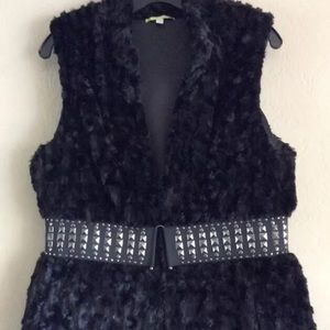(z36) Black faux fur belted vest GIANNI BINI Large